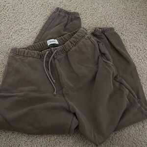 Elwood Core Sweatpants Vintage Brown size M